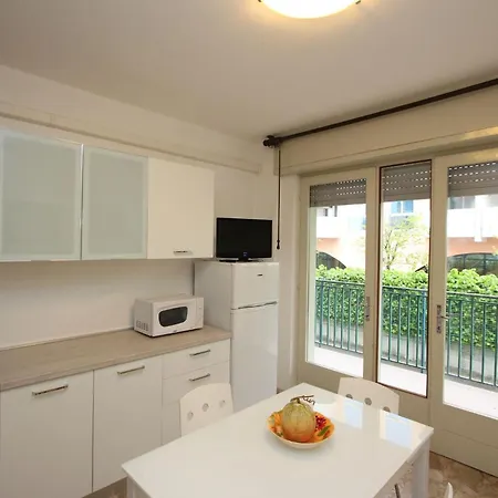 아파트 Cozy Flat In 비비오네